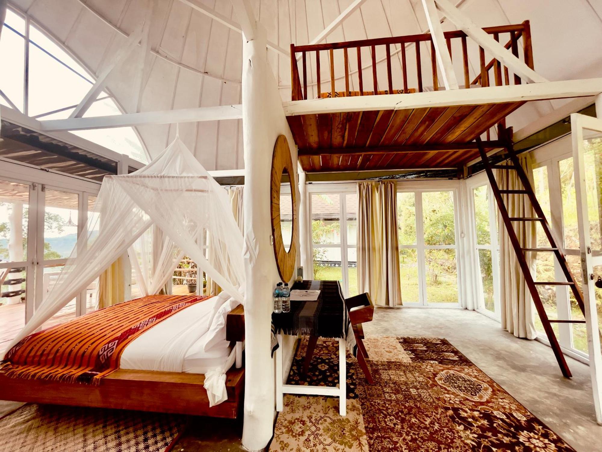 Manulalu Jungle Hotel Bajawa Ngoại thất bức ảnh